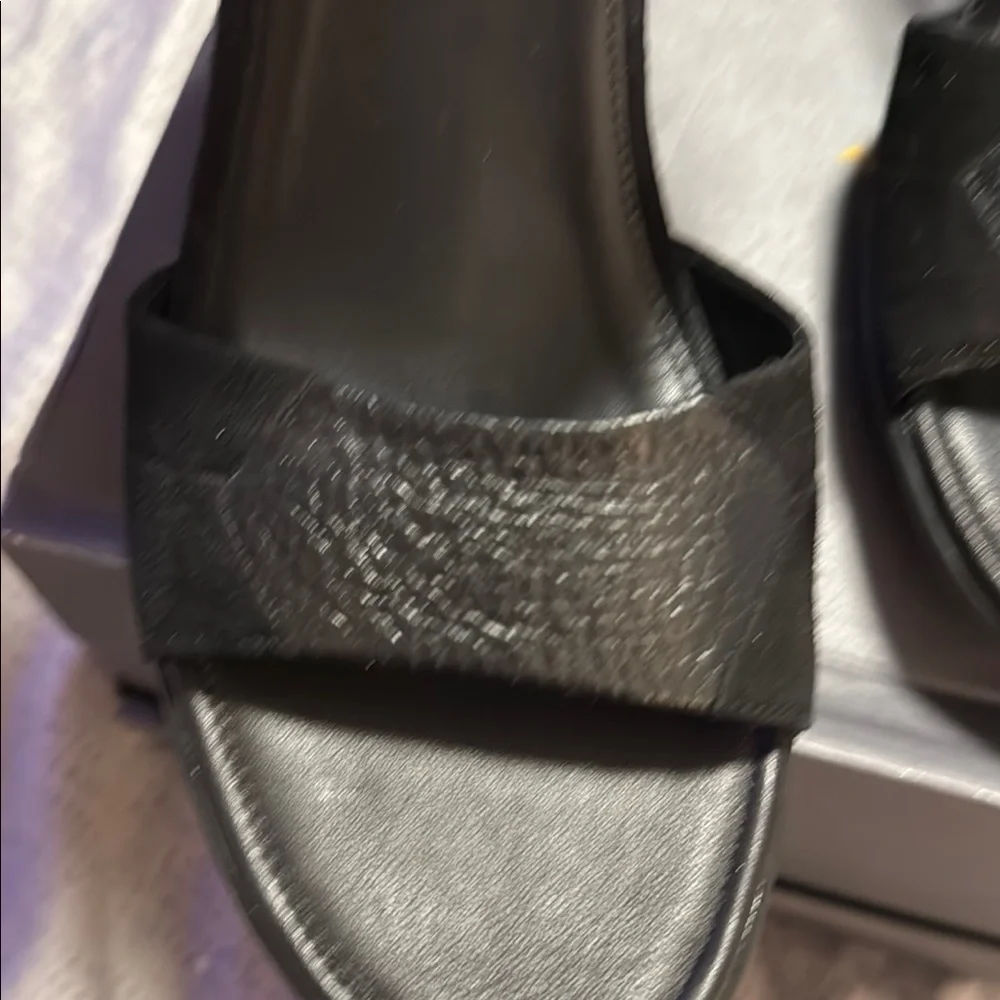 Ecco Black Sandals with Platform Sole and Ankle Strap Comfortable and Soft - Picture 5 of 9
